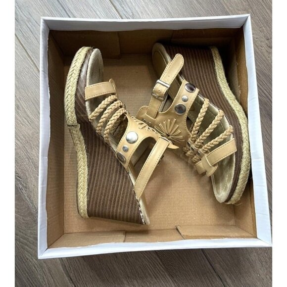 2 Lips Too Shoes - 2 Lips Too Wedge Sandals Womens 8 Tan Too Rad High Heels Strappy Open Toe in Box
